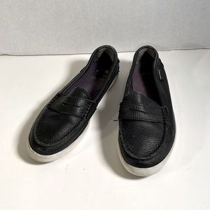 Cole Haan sz 5.5 B black leather penny loafer